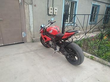 Мототехника: BMW S1000R, нейкед-спорт. Основные характеристики и оснащение: - — 10