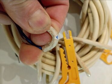 Инструменты для покраски: UTP/telefon kabelləri üçün mini izolyasiya soyucu alət Xüsusiyyətlər