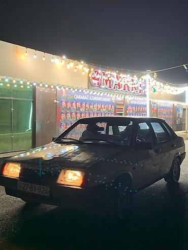 VAZ (LADA): Lada Samara (VAZ-2109) hetçbek - Kuzov: 5 qapılı hetçbek, ağ rəng — 9