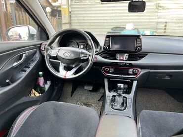 Hyundai: Hyundai i30: 2018 г., 1.6 л, Автомат, Дизель, Хэтчбэк — 5