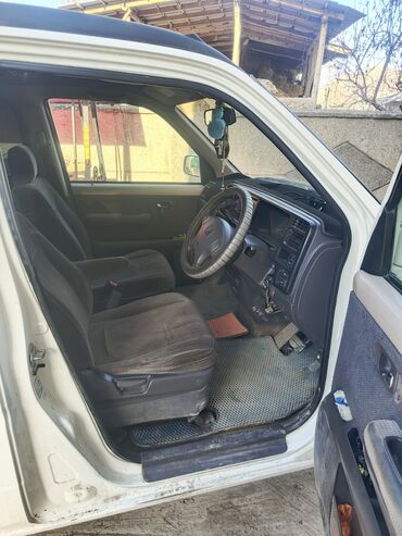 Honda: Honda Stepwgn: 2001 г., 2 л, Автомат, Бензин — 7