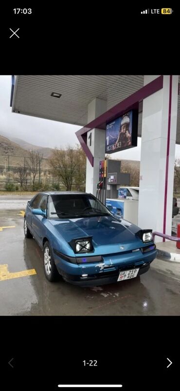 Mazda: Mazda 323: 1992 г., 1.3 л, Механика, Бензин, Хэтчбэк — 1
