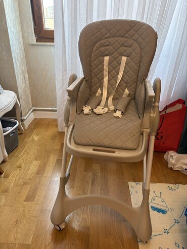 Yemək masaları, oturacaqları: “QİDALANMA OTURACAĞI”. Çox az istifadə Edilib şəkildə gösdərildiyi — 2