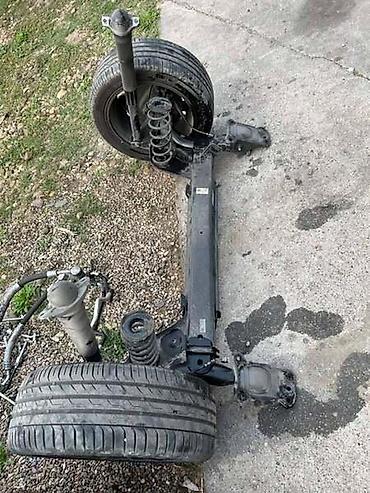 pedale: DELOVI ZADNJEG TRAPA ZA VOLKSWAGEN GOLF 8 | Zadnji trap i deovi za — 1