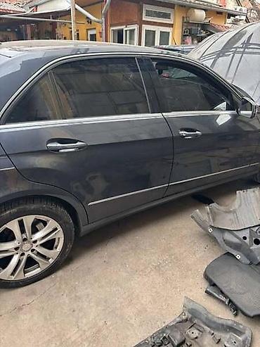 spaneri za vezivanje auta: VRATA ZA MERCEDES BENZ E KLASA, E 200, E 220 . OD 2009. DO 2016 — 1