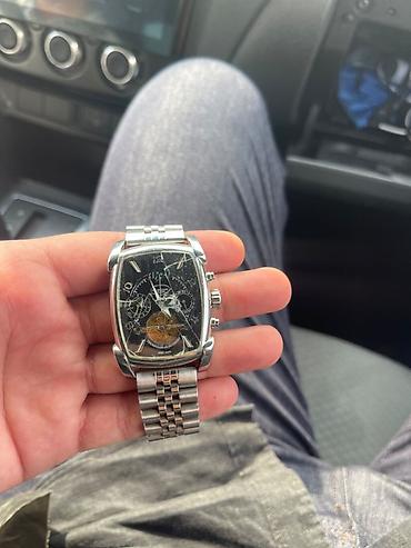 Parmigiani Fleurier kişi qol saatı Korpusun şüşesi göründüyü kimi