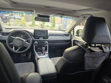 toyta raf 4: Toyota RAV4: 2018 г., 2.5 л, Автомат, Бензин, Кроссовер