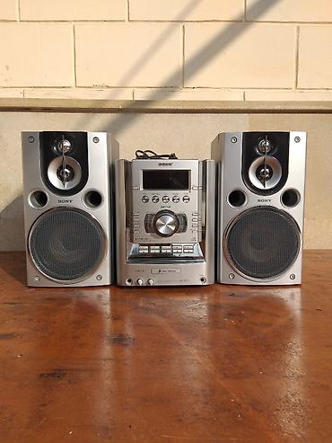 mini bar soyuducu: Sony musiqi mərkəzi əla vəziyyətdə Radio və Aux və mikrofon karaoke — 6