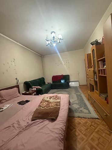 105: 3 комнаты, 62 м², 10 мкр 105 серия, 4 этаж — 9