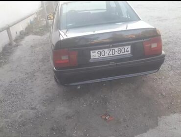 opel furqun: Opel Vectra: 1.8 l. | 1992 il | 350000 km. Sedan