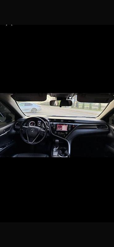 300 мин сом: Toyota Camry: 2018 г. — 4
