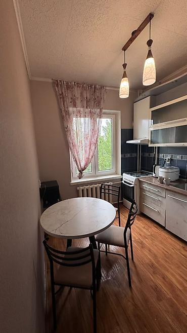 3 кв асанбай: 3 комнаты, 62 м², Асанбай мкр 105 серия, 4 этаж — 6