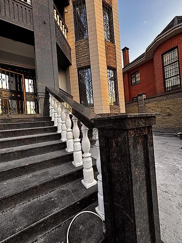 Фасадные гранитные плитки: Гранит Ангола Гранит серый Гранит красный — 18