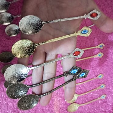 Qaşıqlar: Gözmünçugulu. qirmizi. däşlarla. müräbbä. qaşiglari — 9