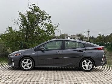 e53 amg: Toyota Prius: 2018 г., 1.8 л, Вариатор, Гибрид, Хэтчбэк — 6