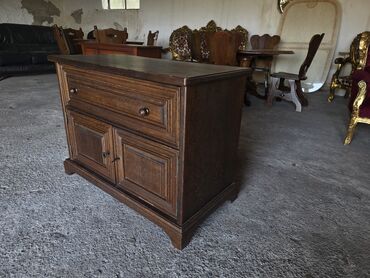 Stilske komode: Drvena komoda/TV ormarić u klasičnom stilu - Materijal: masivno drvo — 8