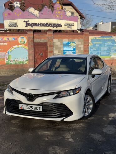 Toyota: Toyota Camry: 2018 г., 2.5 л, Автомат, Бензин, Седан