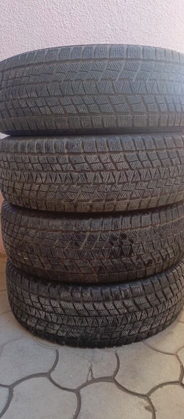 bbs диска: Шины зимние,мягкие 225/60R18.Состояние отличное,отъездил две