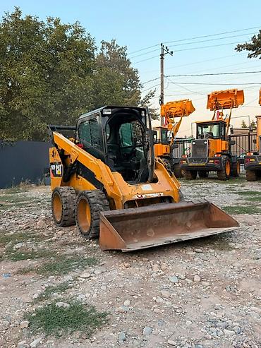 Унаа: Жүктөгүч, Caterpillar, Дөңгөлөктүү, Фронталдык — 3