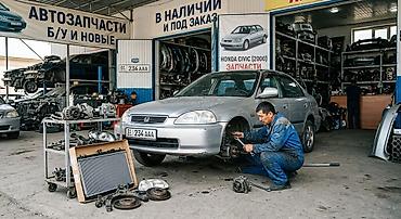 Автозапчасти для Honda Civic 2000 (седан/хэтчбек) — новые и б/у, в at lalafo.kg Автозапчасти для Honda Civic 2000 (седан/хэтчбек) — новые и б/у, в