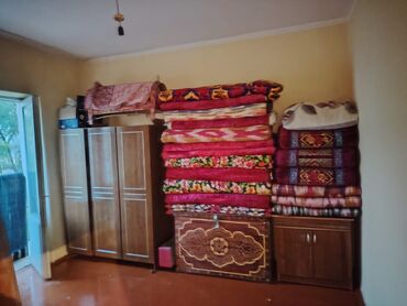 ищу дом бишкек: 2 комнаты, 60 м², 3 этаж, Косметический ремонт