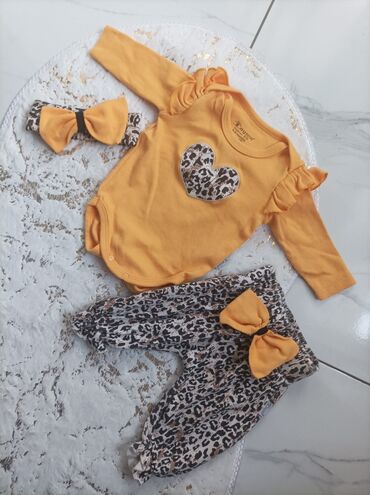 oprema za bebe nis: Set: Trousers, Bodysuit, 68-74