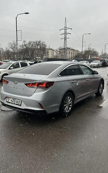 Hyundai: Hyundai Sonata: 2019 г., Бензин, Седан — 3