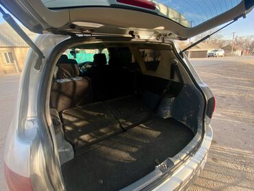 Toyota: Toyota Ipsum: 2002 г., Минивэн — 6