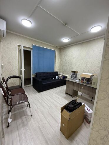 сниму дом в бишкеке: 3 комнаты, Риэлтор, Без подселения