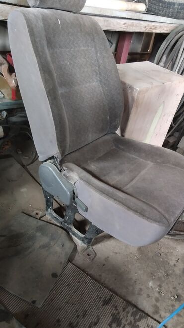пневма сидения: Переднее сиденье
