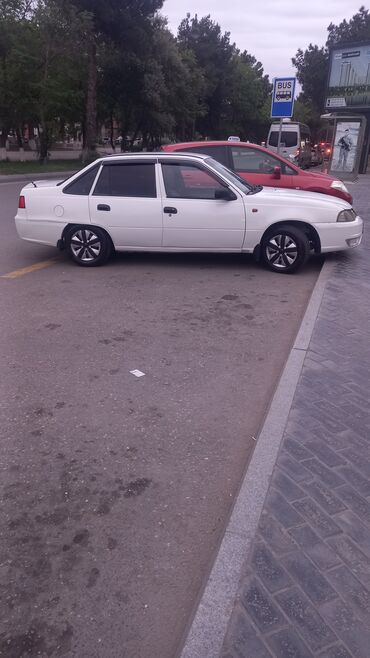 Daewoo: Daewoo Nexia: 1.5 l | 2010 il Sedan -da lalafo.az — 2 Daewoo: Daewoo Nexia: 1.5 l | 2010 il Sedan — 2