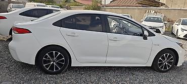 byd e6: Toyota Levin: 2023 г., 1.8 л, Робот, Гибрид, Седан — 3