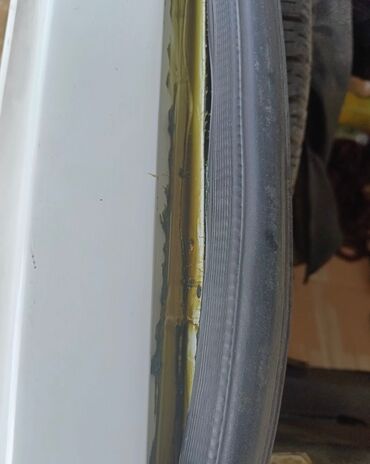 VAZ (LADA): VAZ 2107 sedan – klassik dizayn və sadə mexanika sevənlər üçün — 17