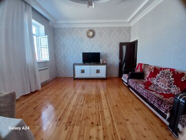 Həyət evləri və villaların satışı: 4 otaqlı, 132 kv. m, Orta təmir — 9