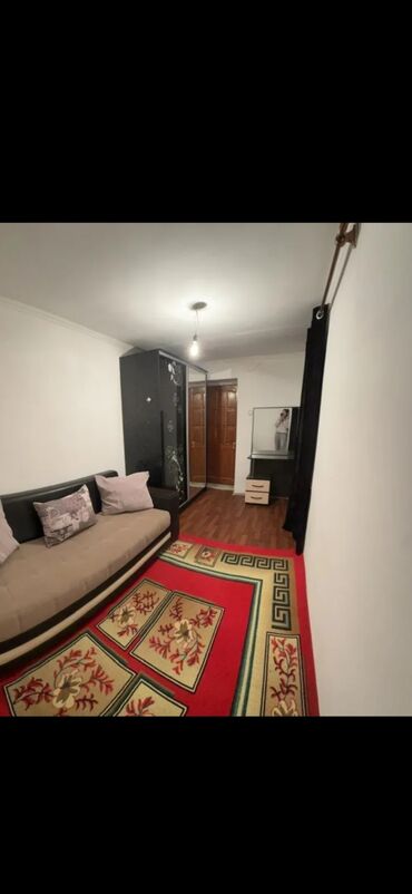 Долгосрочная аренда домов: 65 м², 4 комнаты, Парковка, Забор, огорожен