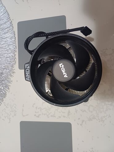 Ostali kompjuterski delovi: AMD Ryzen 3 1200 procesor - Serija: AMD Ryzen 3 (Zen, 1. generacija) — 3