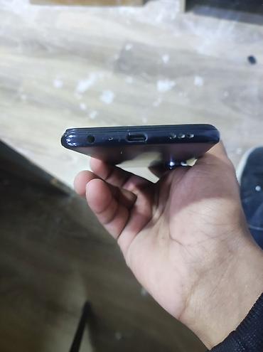 telfolar: Oppo 256 GB, rəng - Mavi, Sensor — 3