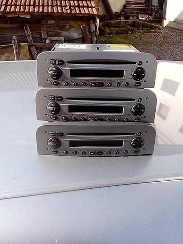 dvd player za auto: CD PLEJER ZA ALFA ROMEO 147 | Fabricki Radio CD za 147 -U ponudi i — 2