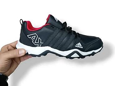 differente obuca: Adidas Terrex AX / 2026
VELIKI BROJEVI 47-50

Cena: 3999 din
US🤍 — 1