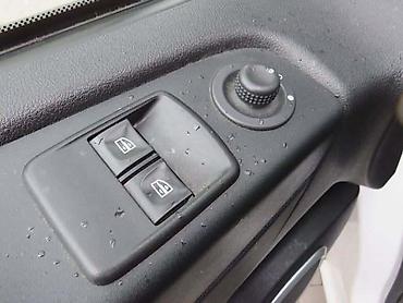 bmw e60: PREKIDAČI ZA OPEL VIVARO B | Polovni originalni delovi za Opel — 1
