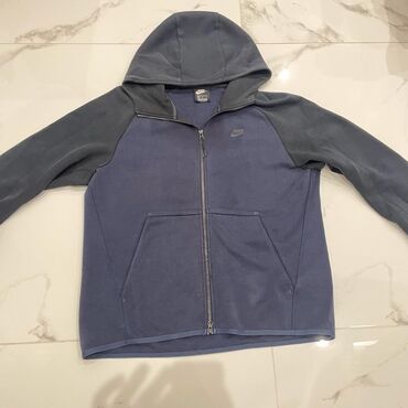 original rejban foto grej sa dioptriom: Nike Tech Fleece Original L Stanje kao na slikama Nema oštećenja