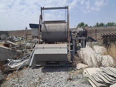 Alətlər: Beton meşalka,qarışıdırıcı.1 kubluq.
mikser.qarisdirici.mesalka — 3