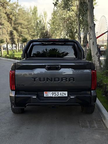 секвойя: Toyota Sequoia: 2024 г., 3.4 л, Бензин, Пикап — 6