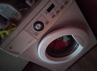 афтомат стиральный: Стиральная машина LG, Б/у, Автомат, До 5 кг
