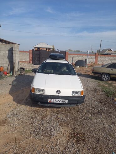 машины с российскими номерами: Volkswagen Passat: 1990 г., 1.8 л, Автомат, Бензин, Универсал