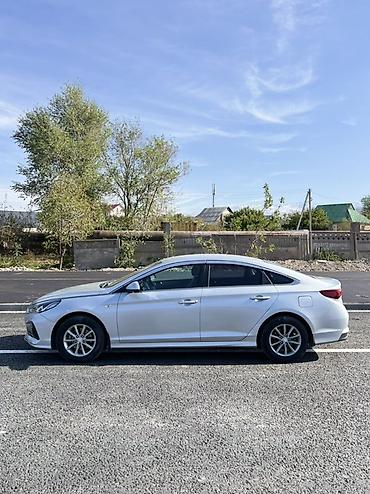 Продажа авто: Hyundai Sonata: 2019 г., 0.2 л, Автомат, Газ, Седан — 4