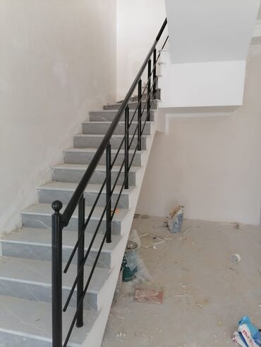 Pilləkən məhəccərləri: Mərmər pilləkənlər və eyvanlar üçün müasir məhəccər sistemləri - — 2