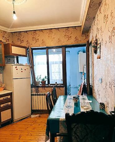 Mətbəx mebeli: Mətbəx mebeli və avadanlıqları satılır: - Klassik üslubda üst və alt — 1