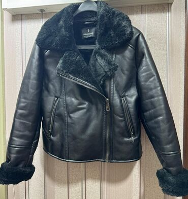 kurtka baku: Leather jacket куртка, Stradivarius, M (EU 38)