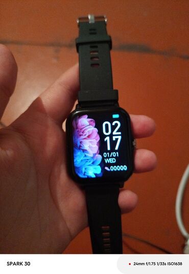 televizor 140 ekran: Smart saat, Sensor ekran, rəng - Qara